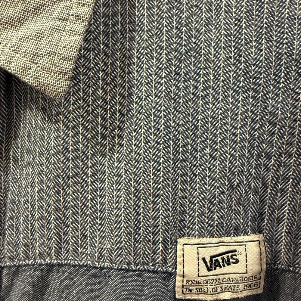 Vans Men Long Sleeve The Sole Of Skate Blue Denim Two Tone Button Up Size Medium